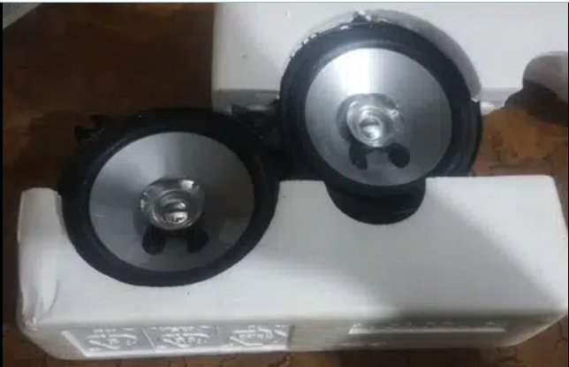 orighnal Kenwood car speakers imported from soudia.